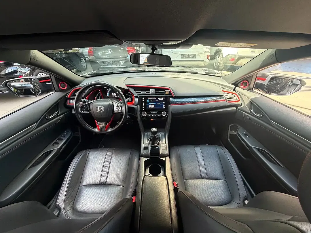 Honda Civic - Thumbnail 11