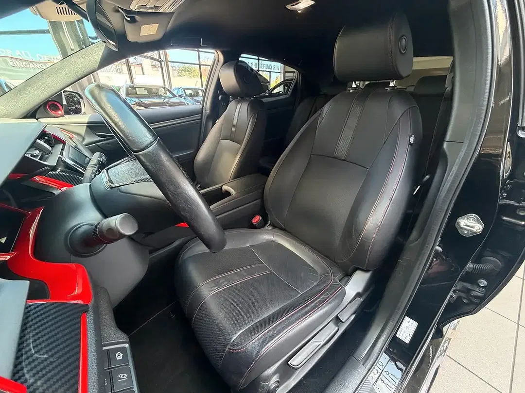 Honda Civic - Thumbnail 12