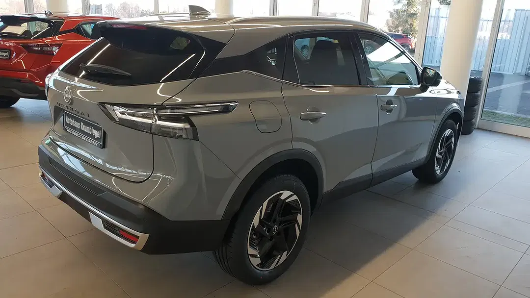Nissan Qashqai - Thumbnail 3