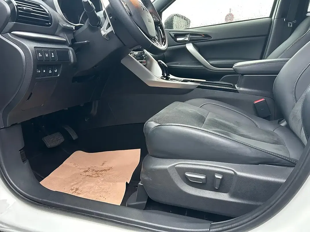 Mitsubishi Eclipse Cross - Thumbnail 8