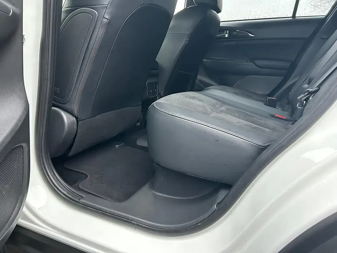 Mitsubishi Eclipse Cross - Thumbnail 9