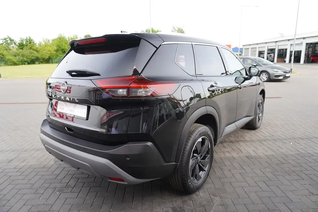 Nissan X-Trail - Thumbnail 4