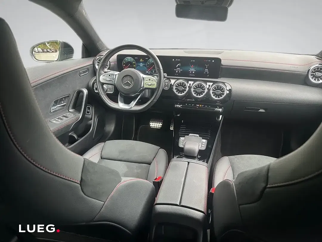 Mercedes-Benz CLA 250 - Thumbnail 11