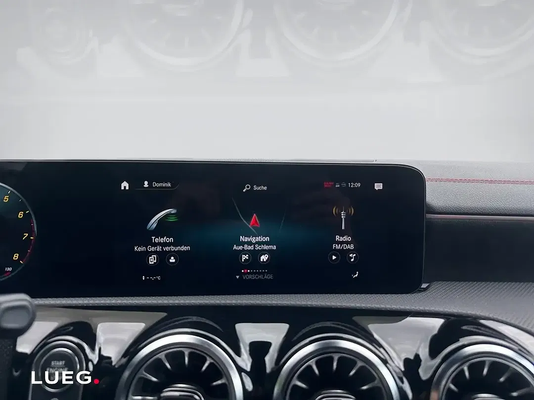 Mercedes-Benz CLA 250 - Thumbnail 13