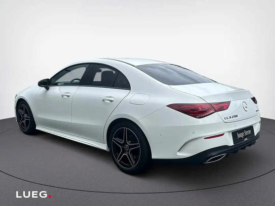 Mercedes-Benz CLA 250 - Thumbnail 3