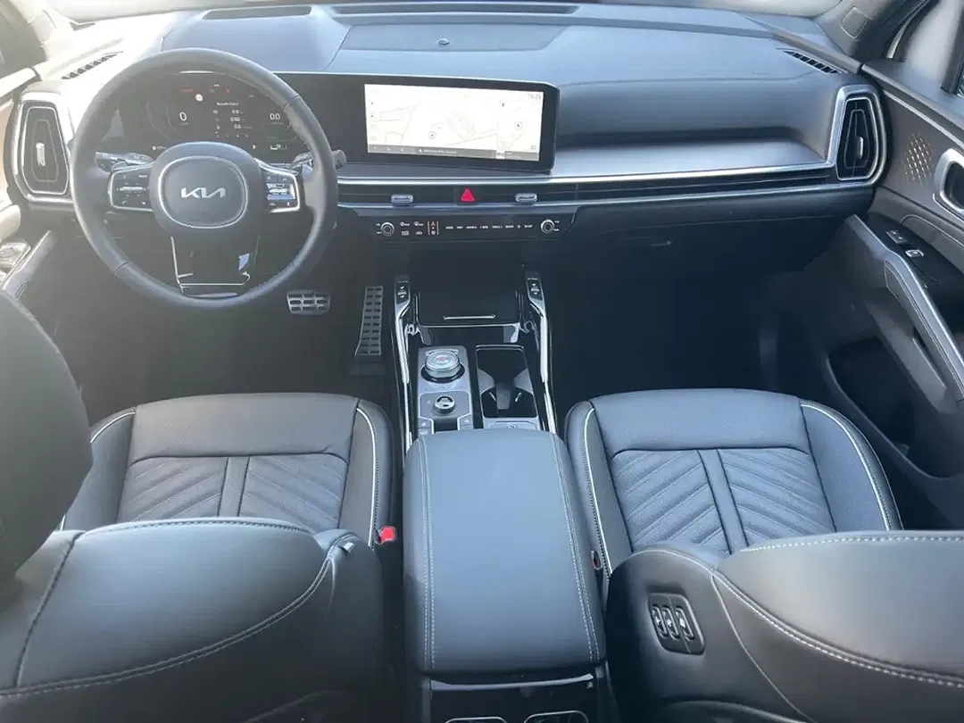 Kia Sorento - Thumbnail 10