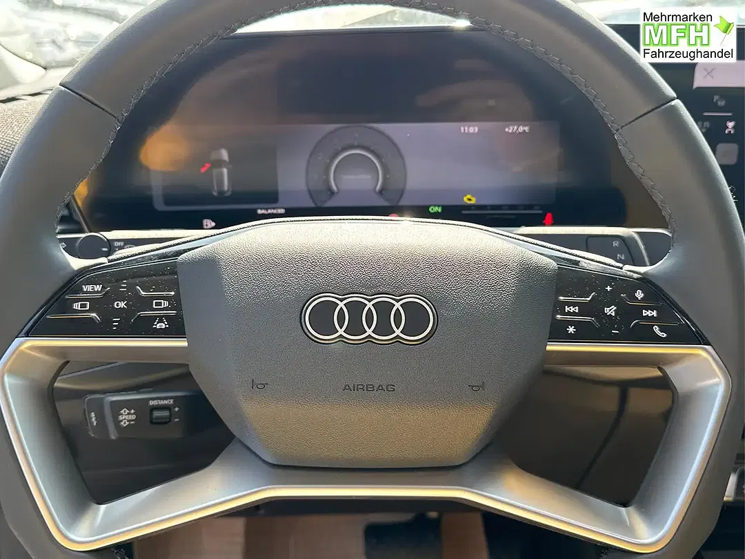 Audi Q3 - Thumbnail 14