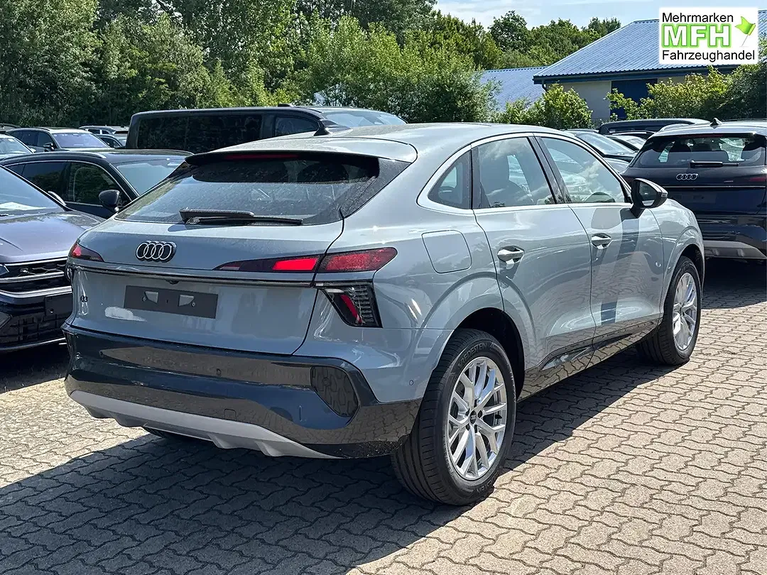Audi Q3 - Thumbnail 5