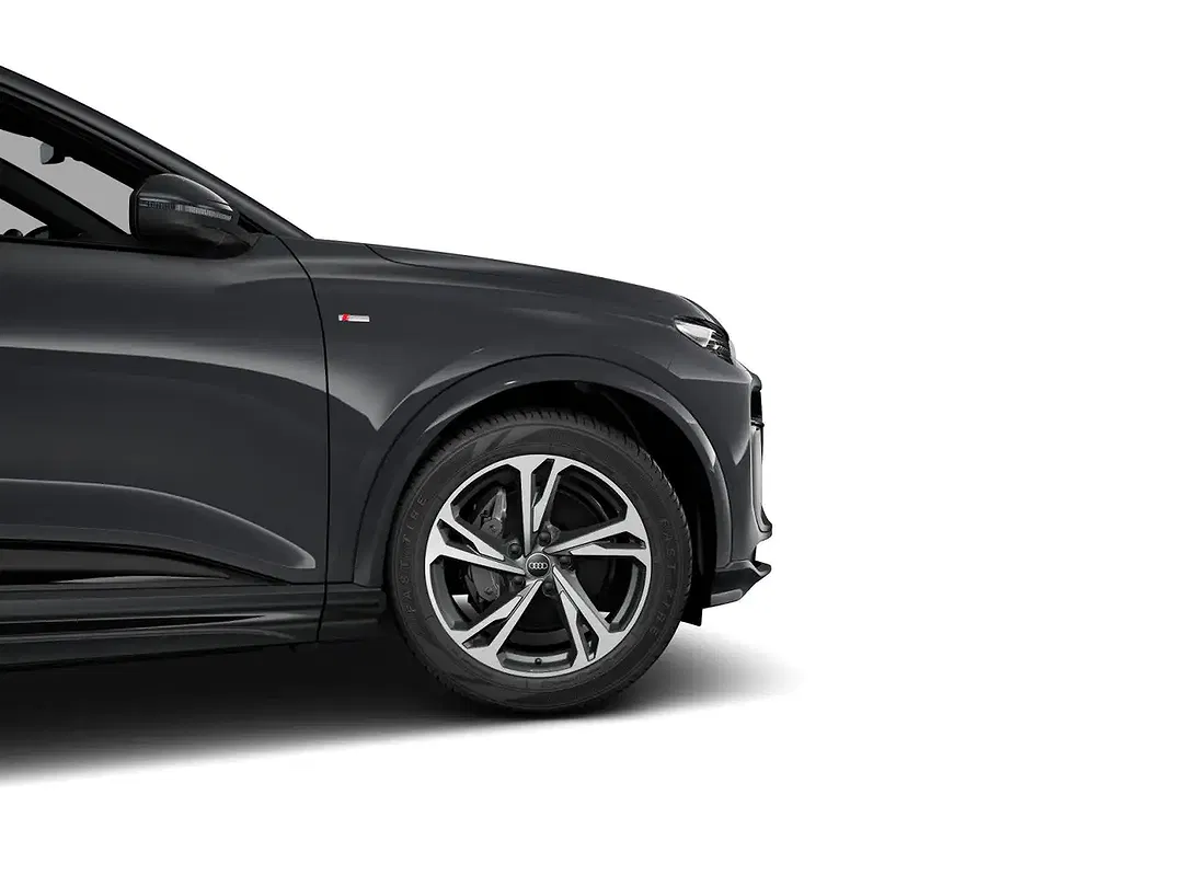 Audi Q6 e-tron - Thumbnail 3