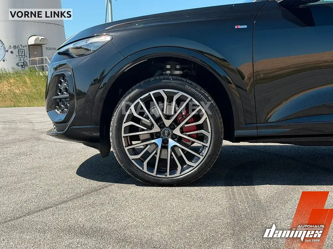 Audi Q5 - Thumbnail 10