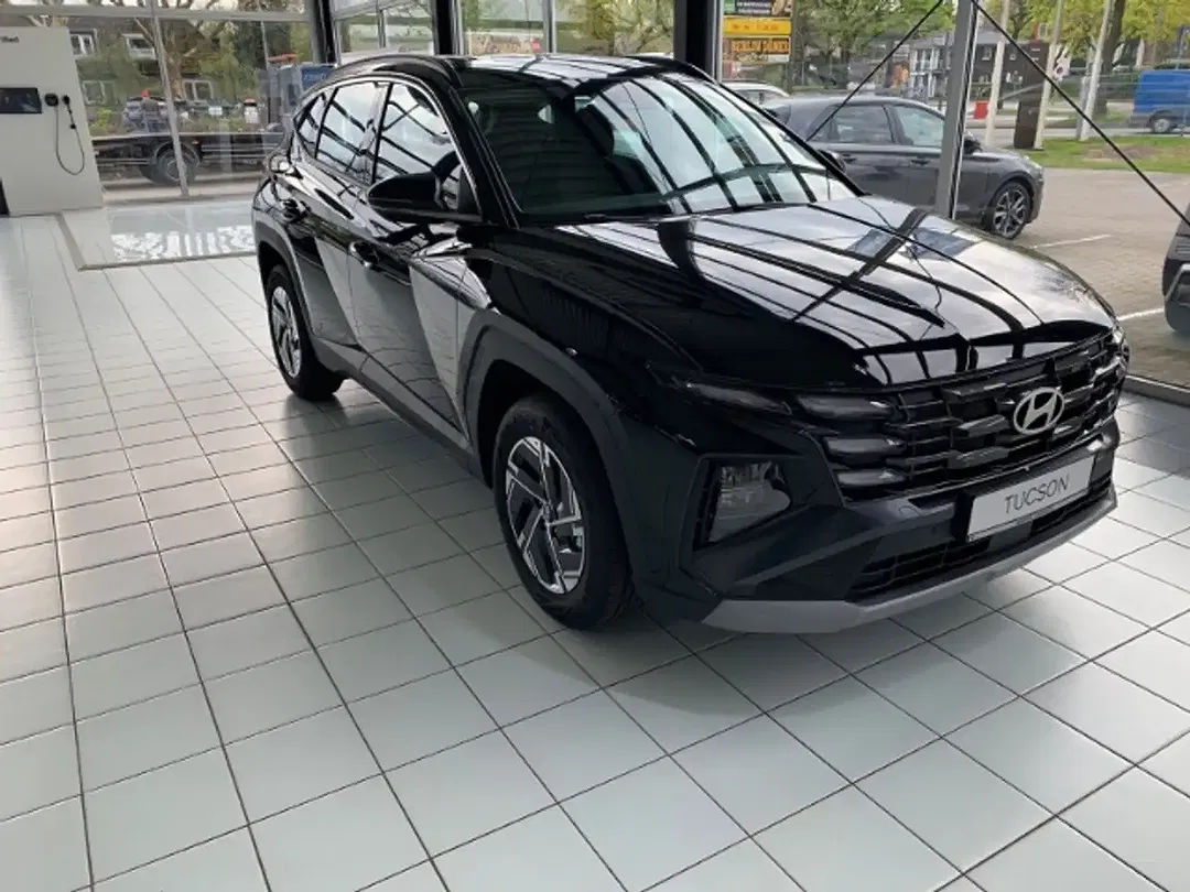 Hyundai TUCSON - Thumbnail 3