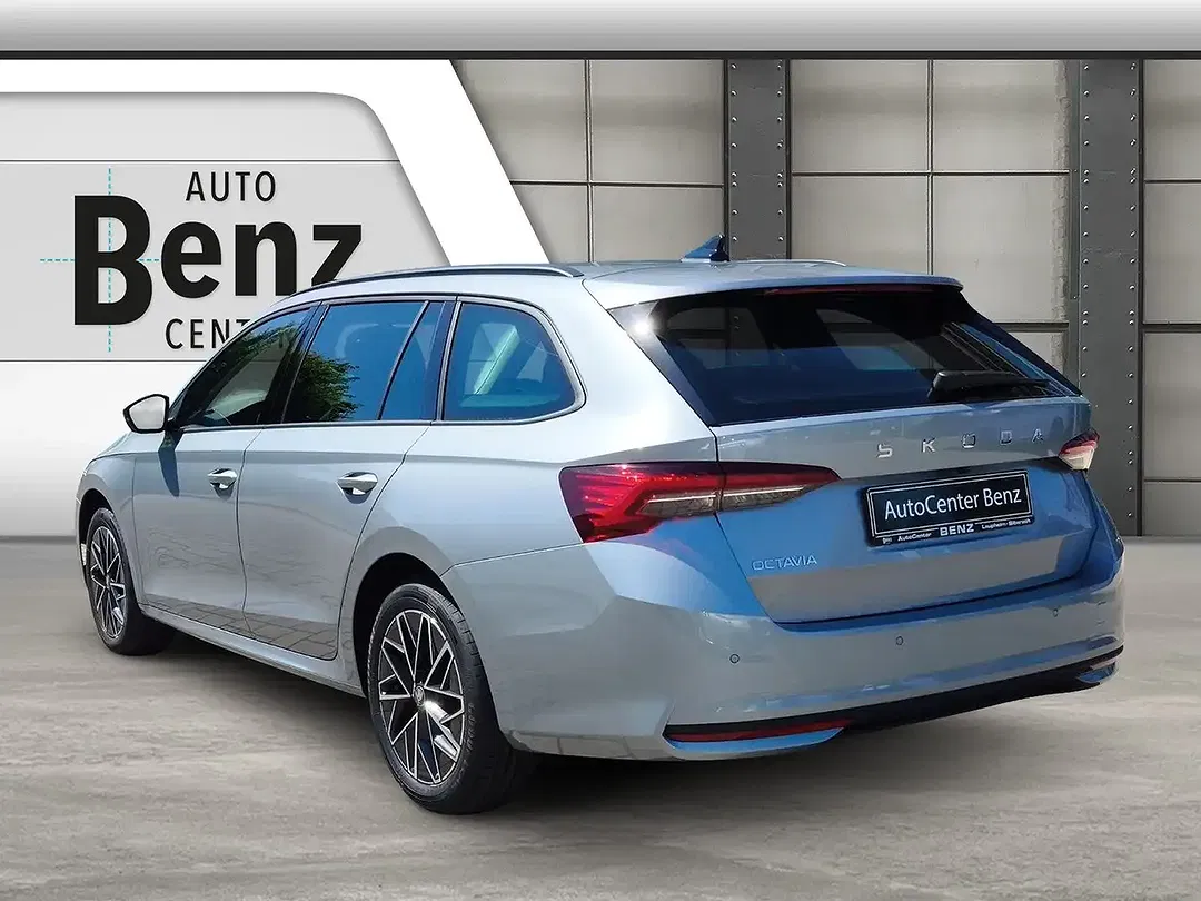 Skoda Octavia - Thumbnail 3