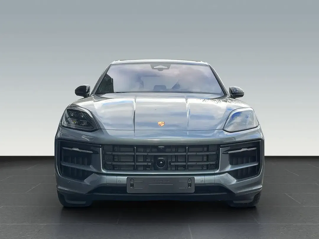 Porsche Cayenne - Thumbnail 6
