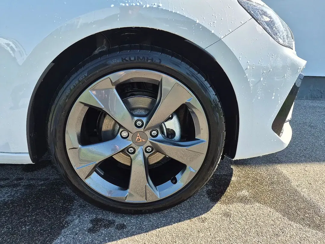CUPRA Leon - Thumbnail 15