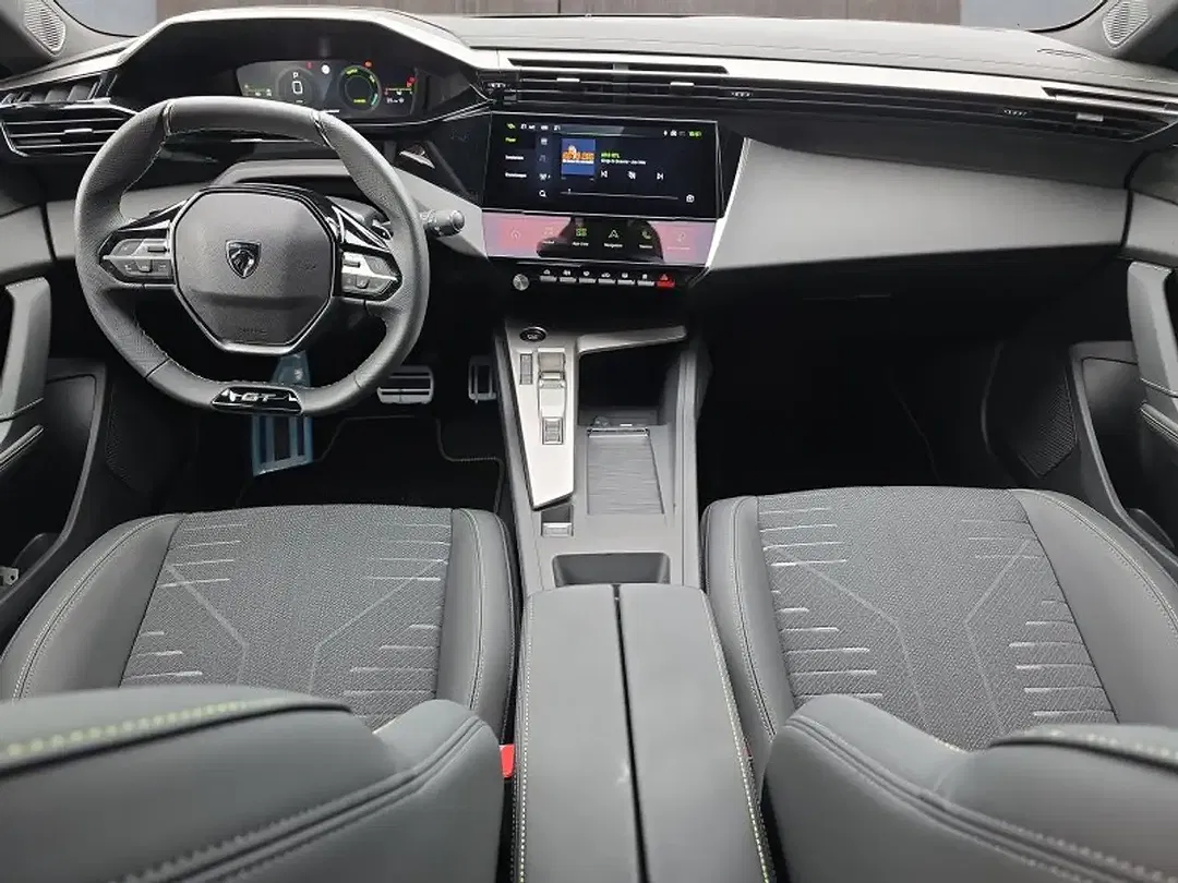 Peugeot 308 - Thumbnail 10