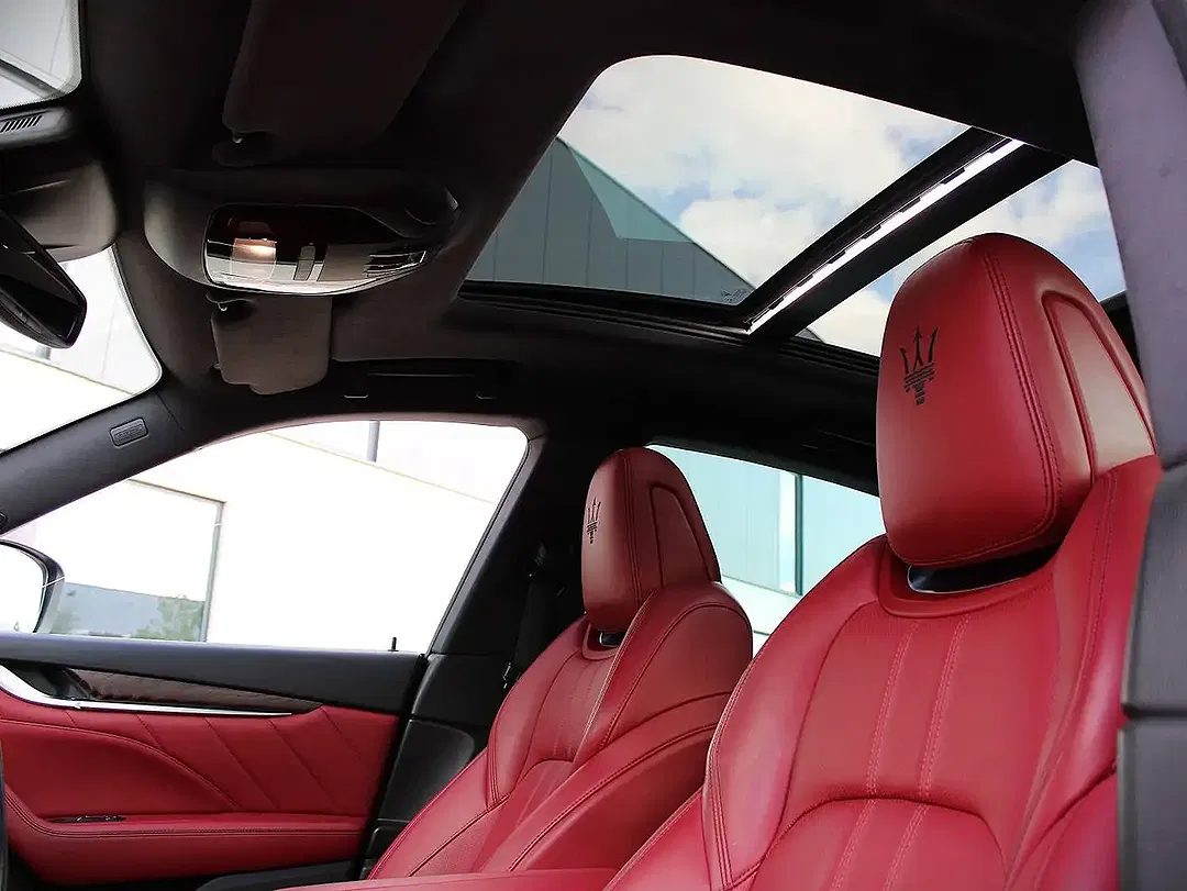Maserati Levante - Thumbnail 13