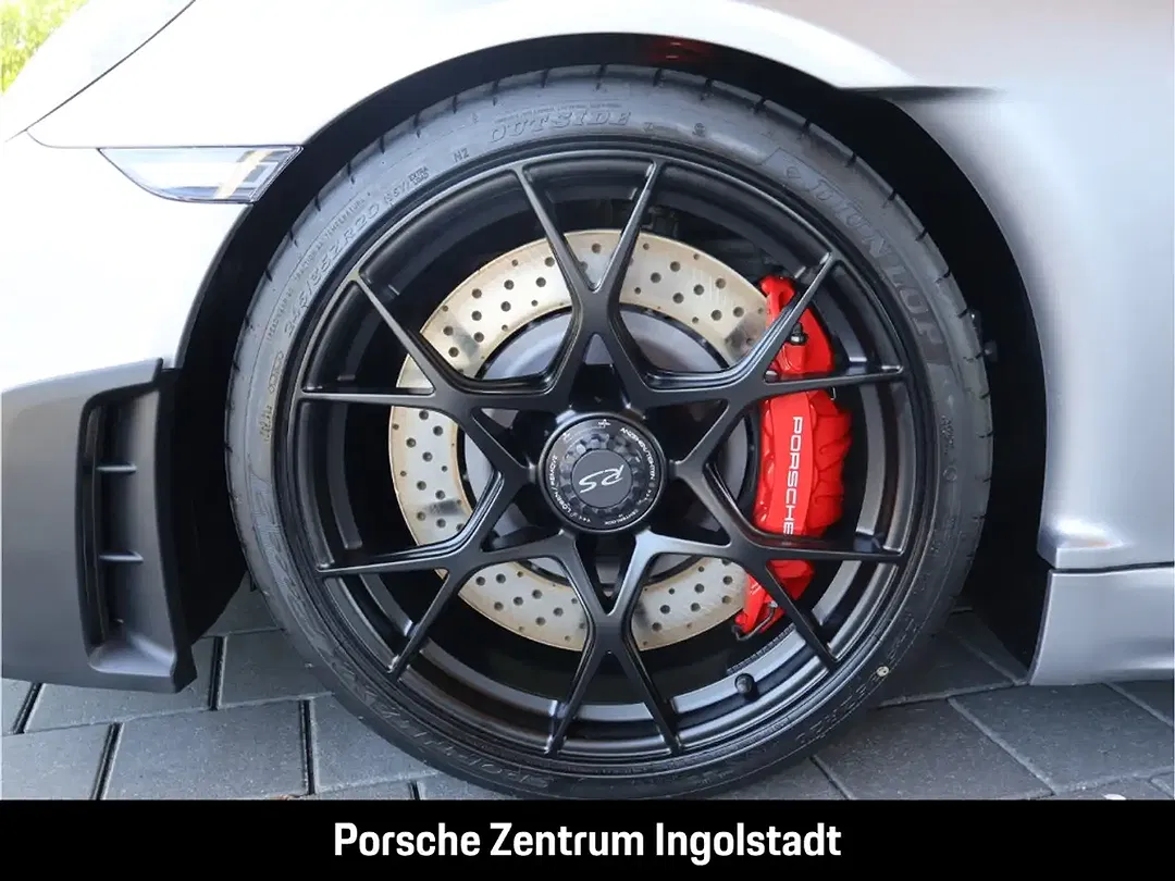 Porsche 718 Spyder - Thumbnail 10