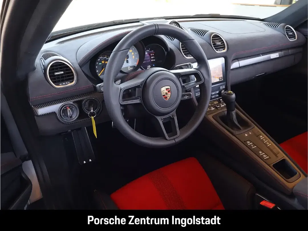Porsche 718 Spyder - Thumbnail 14