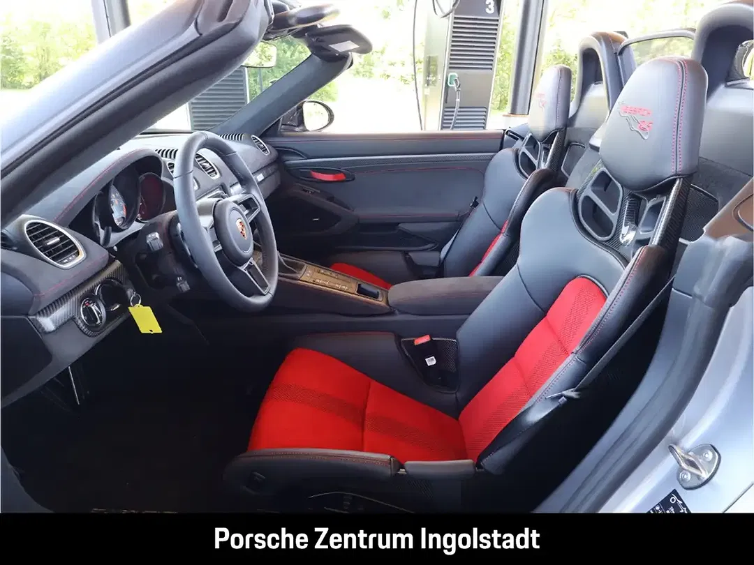 Porsche 718 Spyder - Thumbnail 15