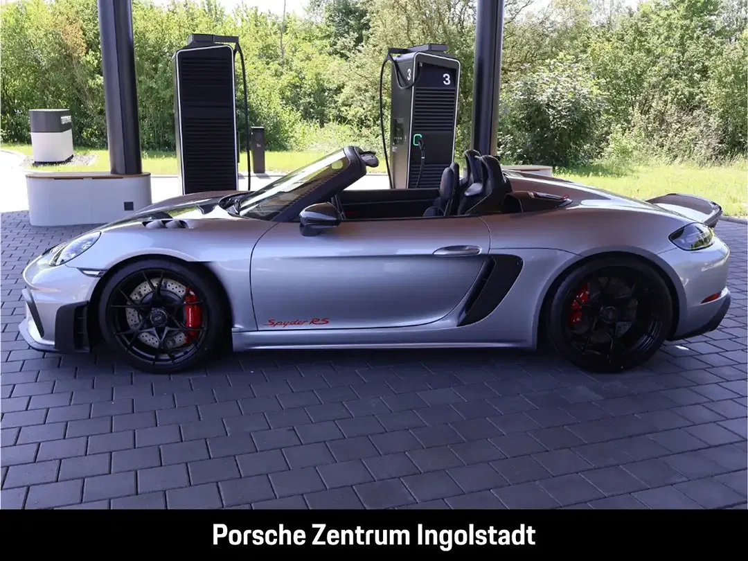 Porsche 718 Spyder - Thumbnail 2