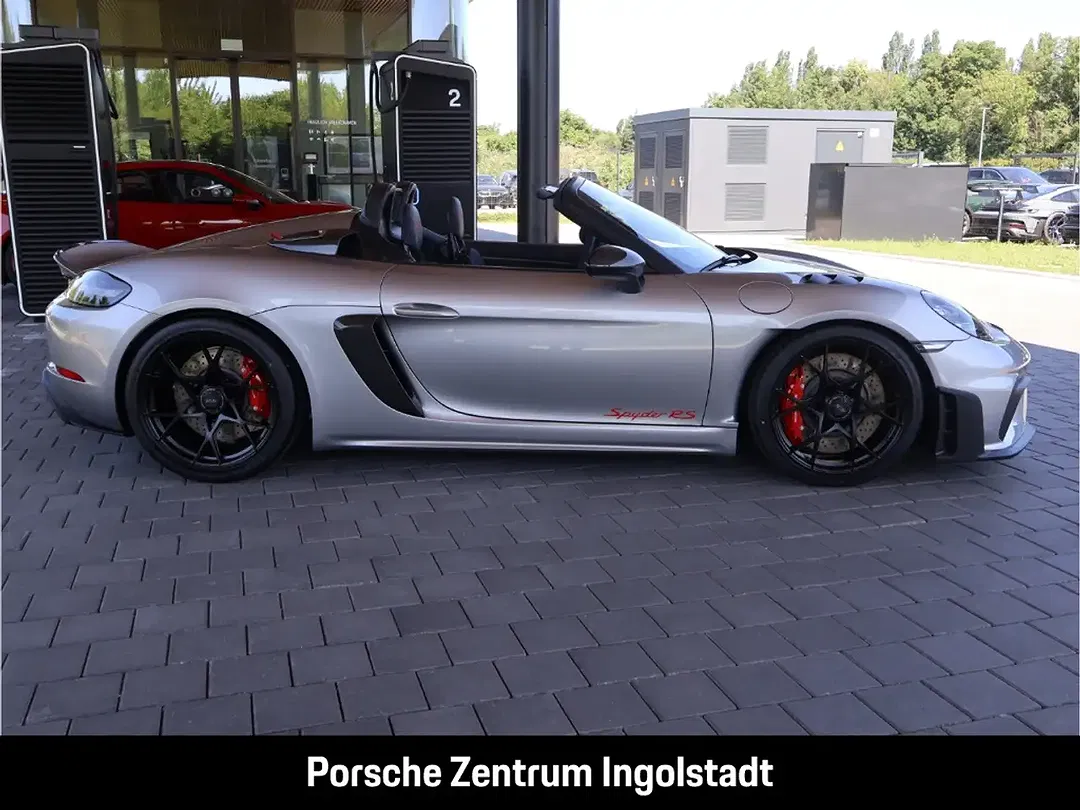 Porsche 718 Spyder - Thumbnail 6