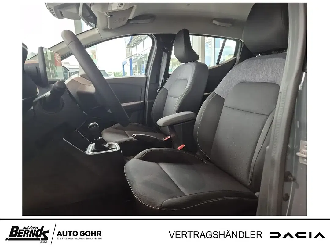 Dacia Sandero - Thumbnail 10