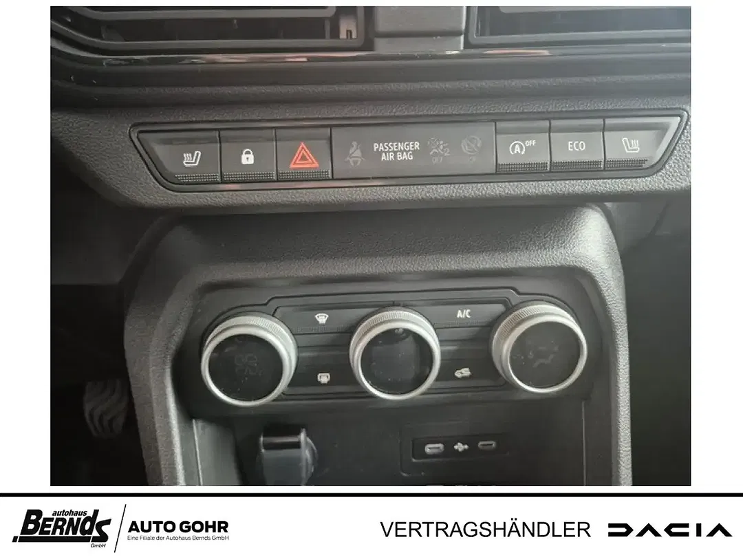 Dacia Sandero - Thumbnail 16