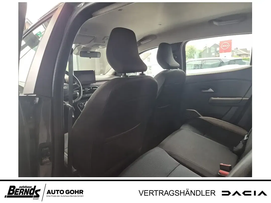 Dacia Sandero - Thumbnail 8