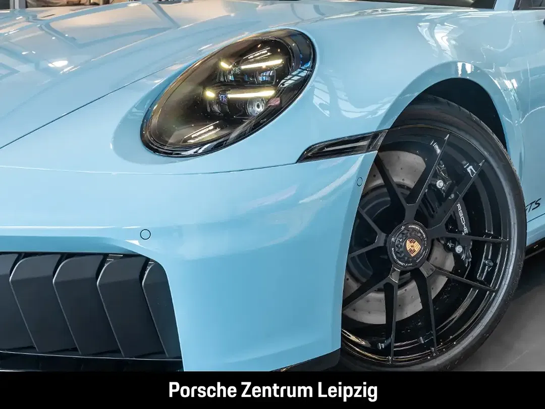 Porsche 992 - Thumbnail 12