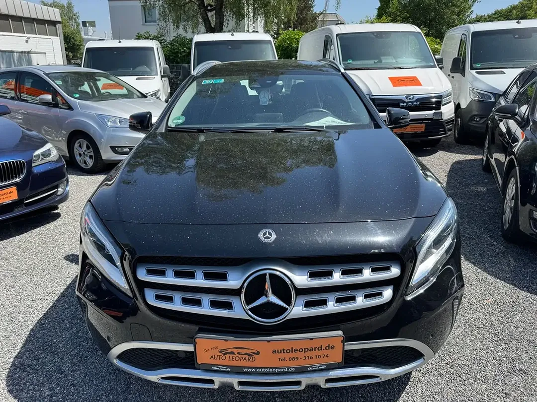 Mercedes-Benz GLA 180 - Afbeelding 1