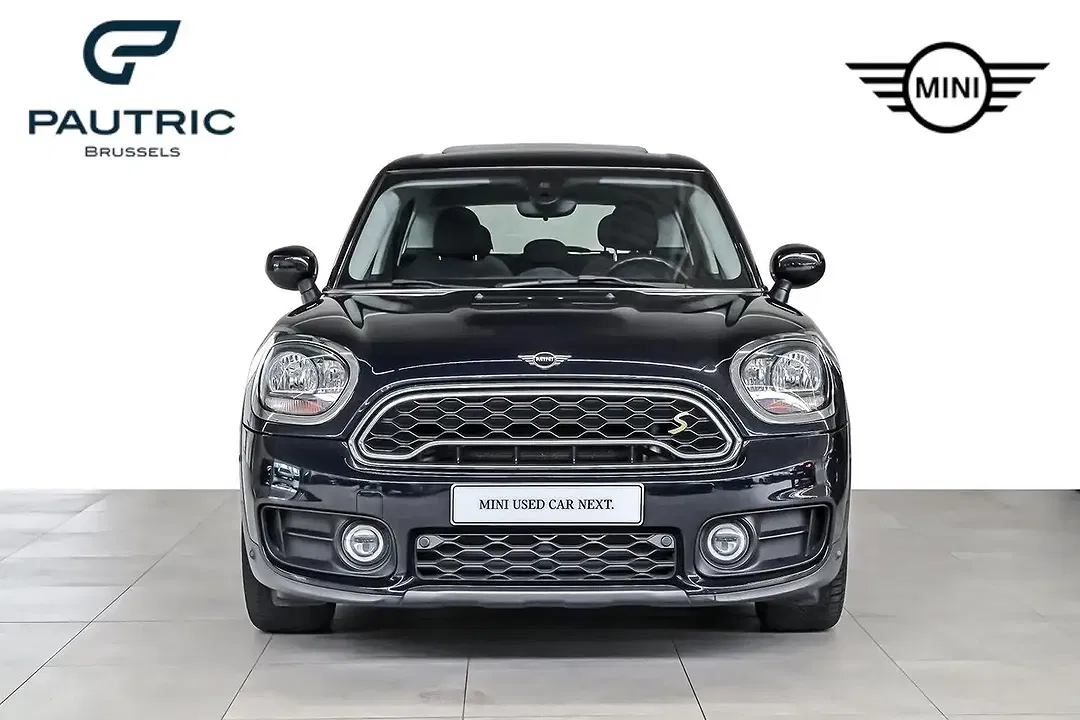 MINI Cooper SE Countryman - Thumbnail 2