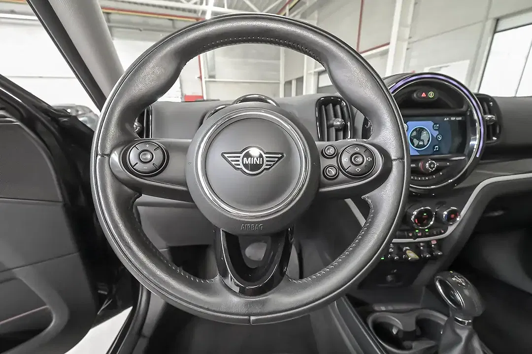 MINI Cooper SE Countryman - Thumbnail 9