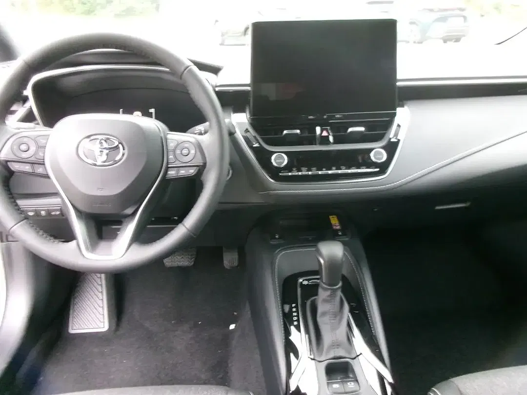 Toyota Corolla - Thumbnail 8