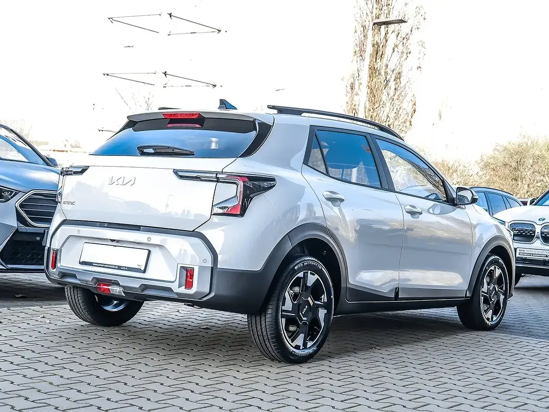 Kia Stonic - Thumbnail 2