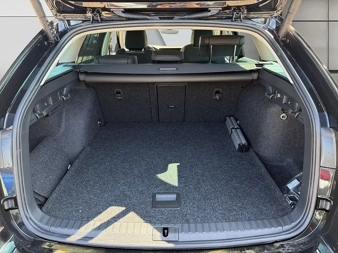 Skoda Octavia - Thumbnail 9