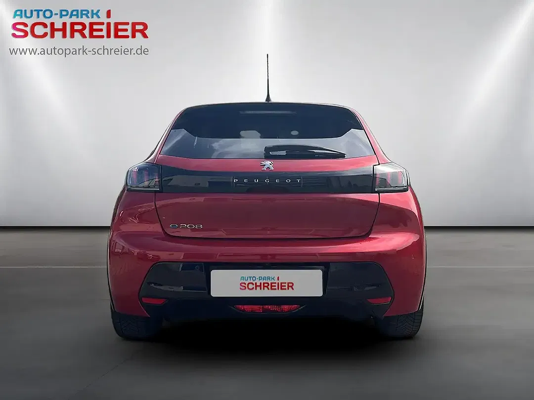 Peugeot 208 - Thumbnail 5
