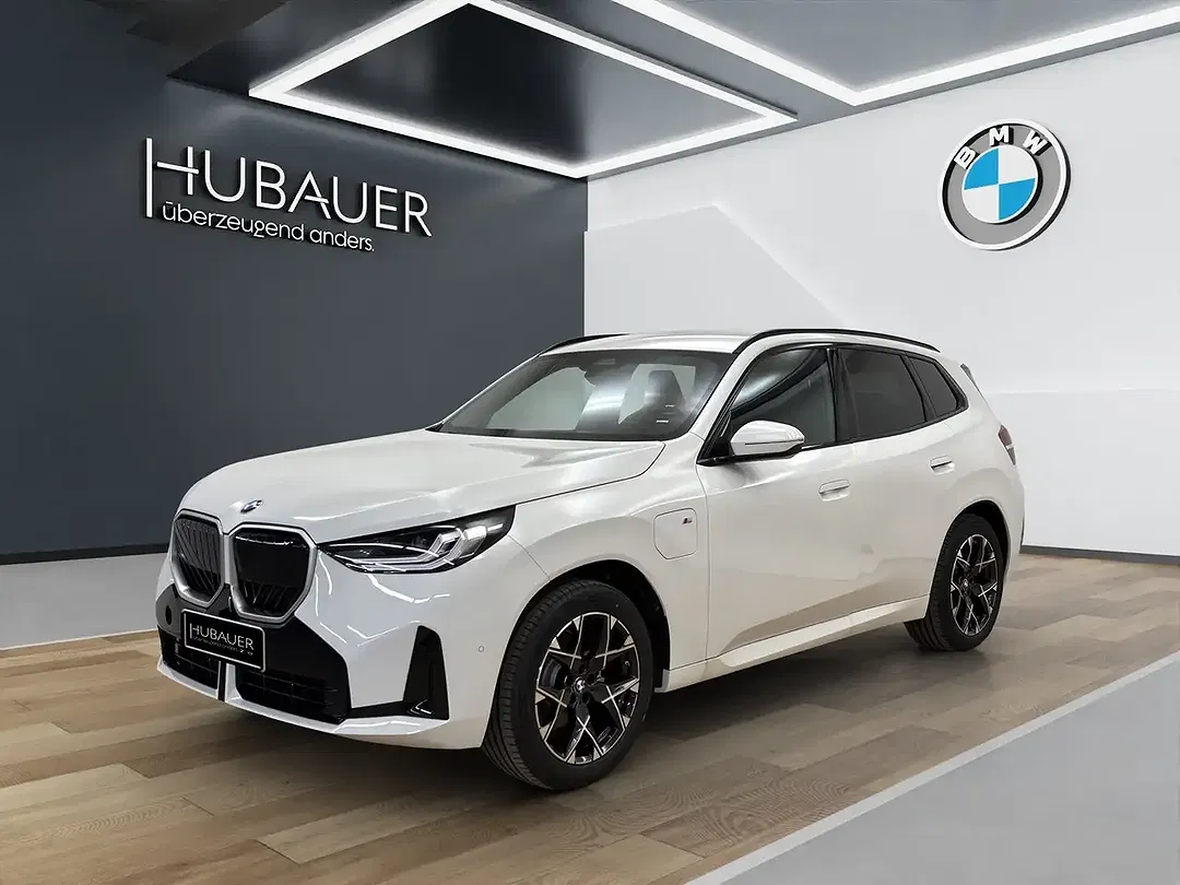 BMW X3 - Thumbnail 1