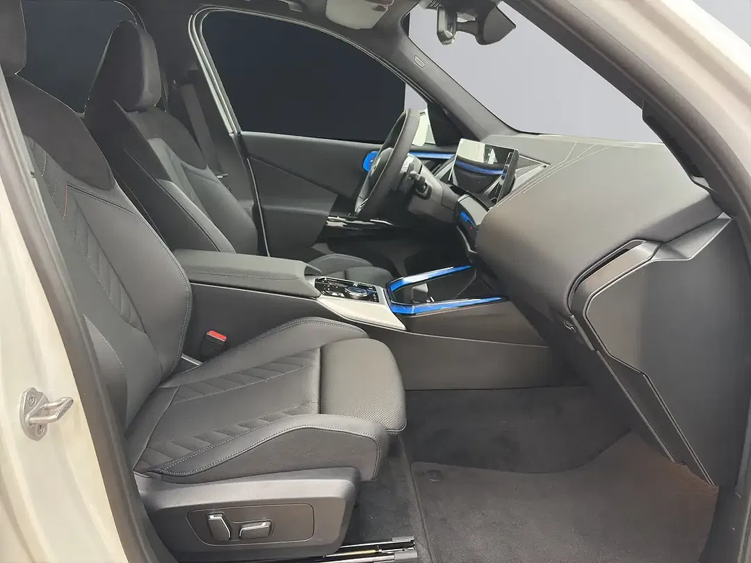 BMW X3 - Thumbnail 6