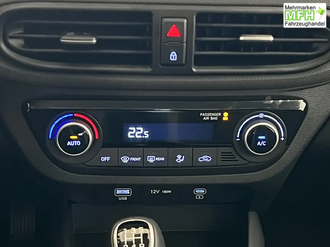 Hyundai i10 - Thumbnail 12
