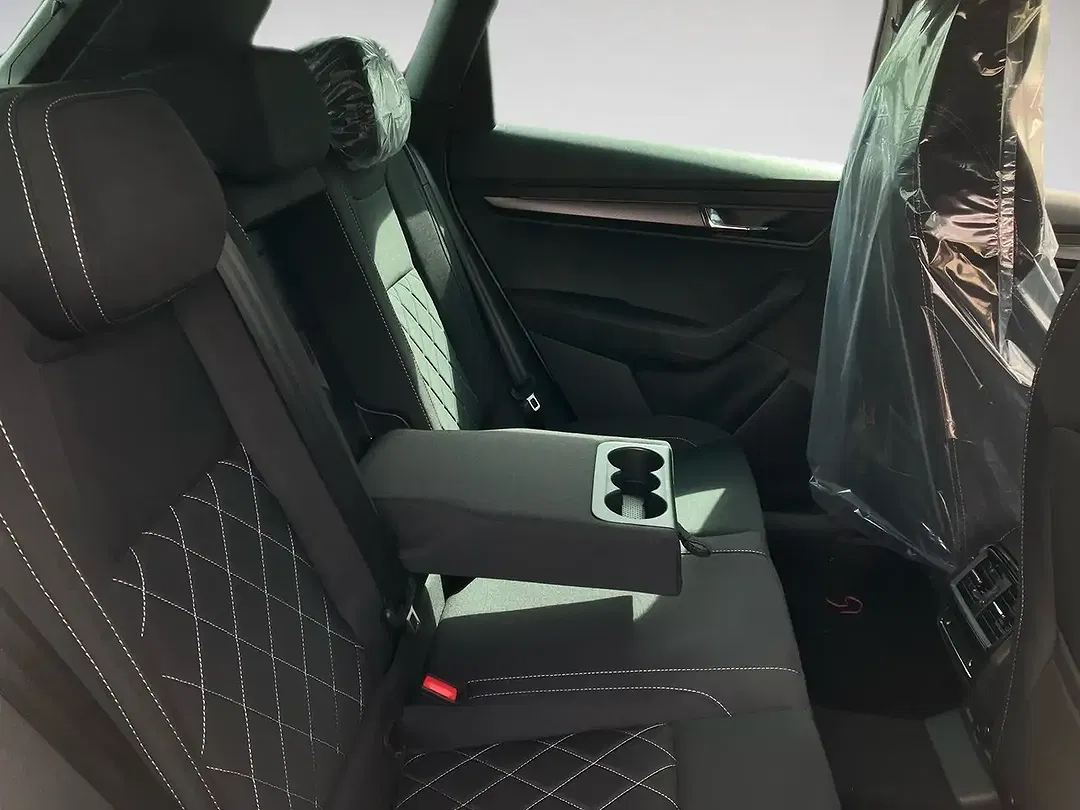 Skoda Karoq - Thumbnail 9