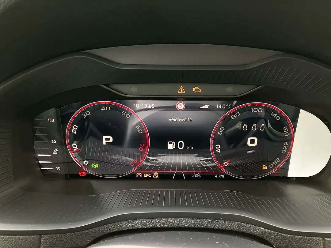 Skoda Karoq - Thumbnail 12
