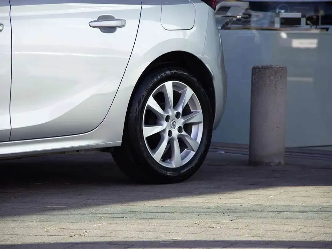 Opel Corsa - Thumbnail 5