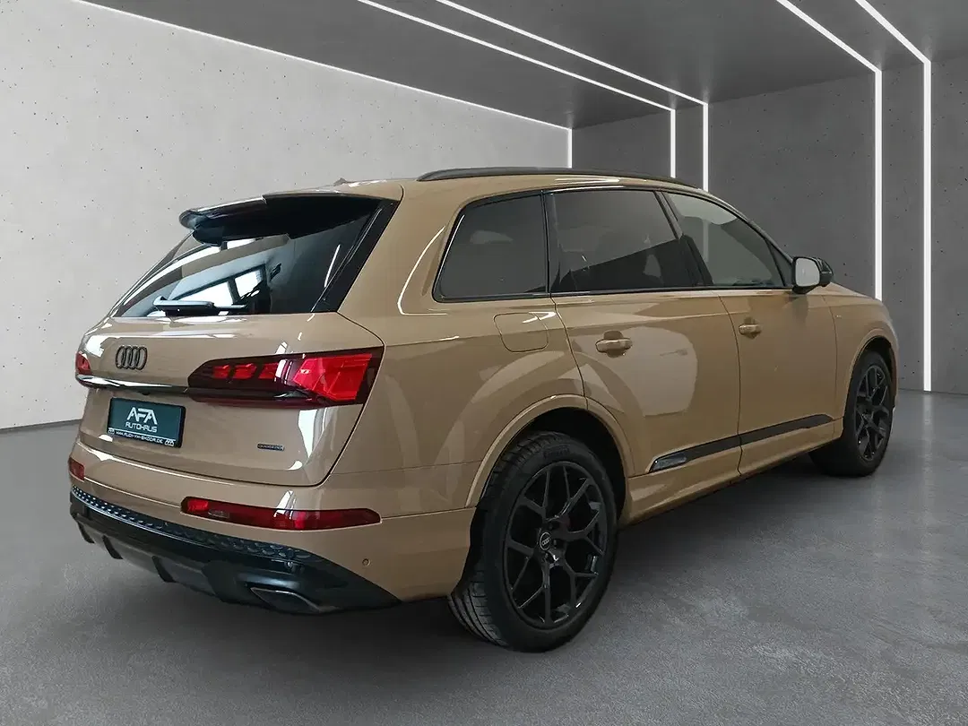 Audi Q7 - Thumbnail 2