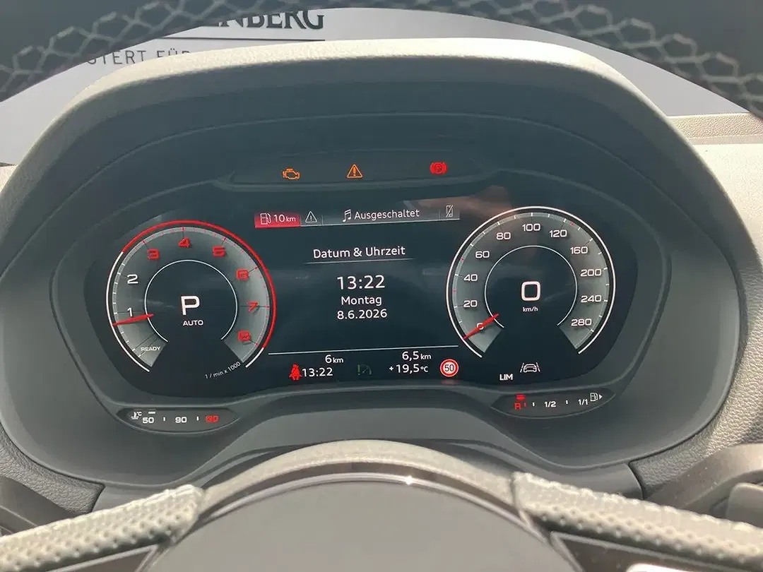 Audi Q2 - Thumbnail 13