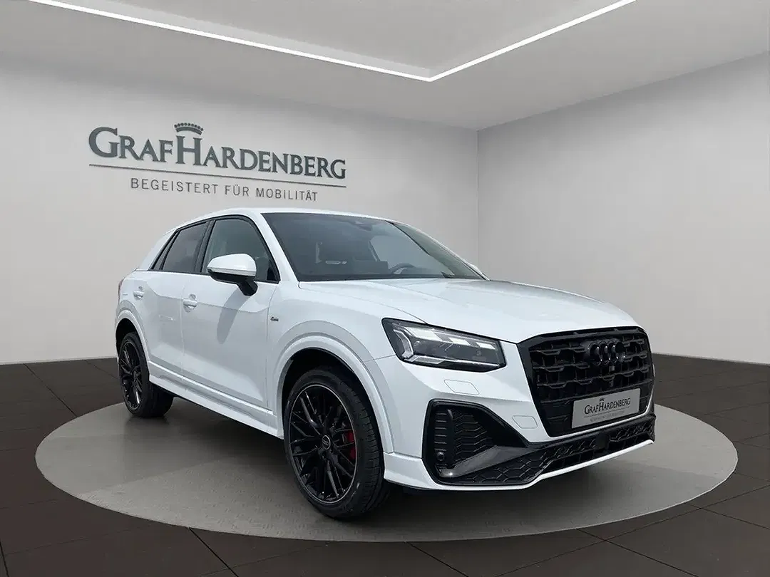 Audi Q2 - Thumbnail 8