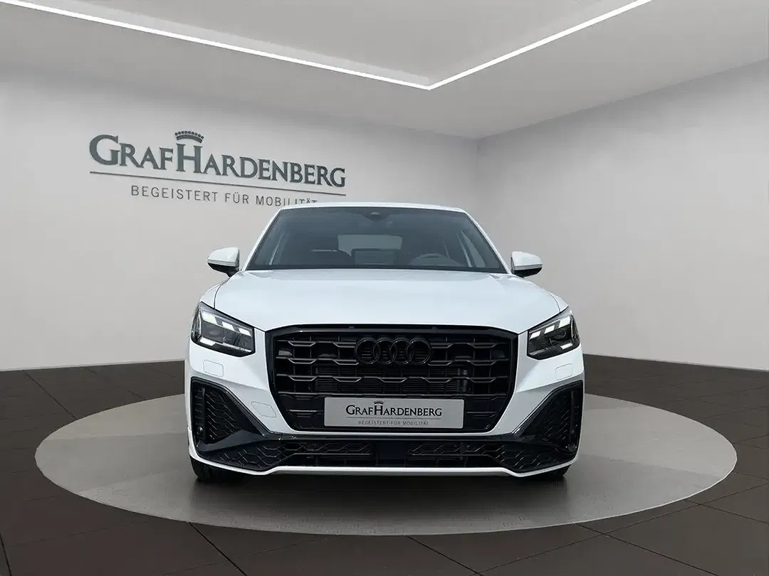 Audi Q2 - Thumbnail 9