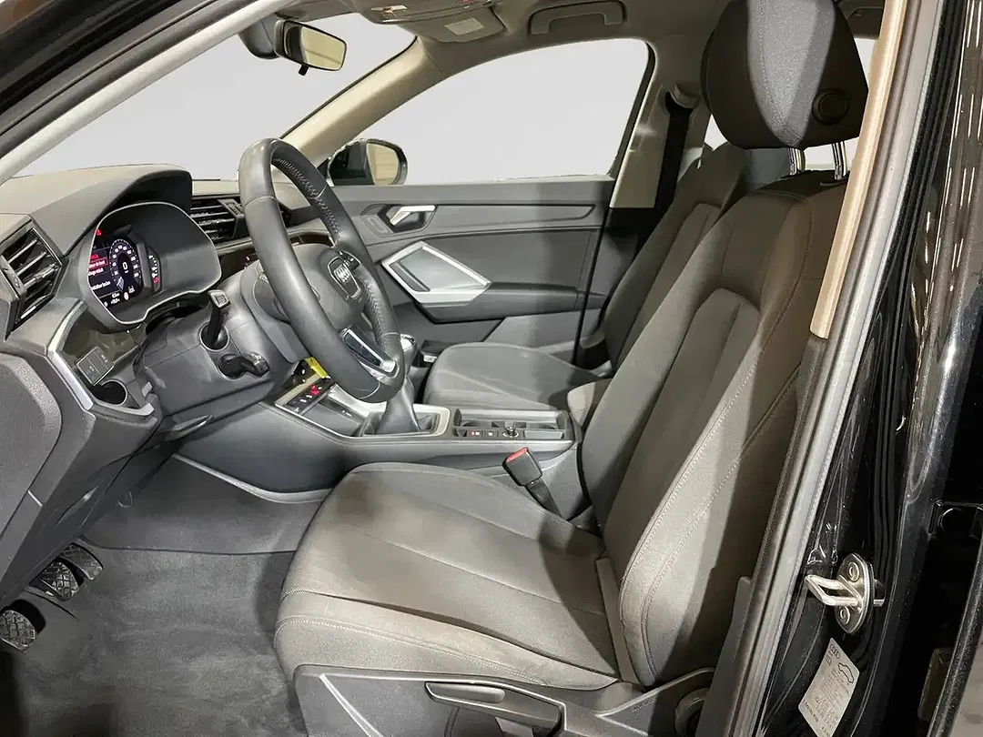 Audi Q3 - Thumbnail 7