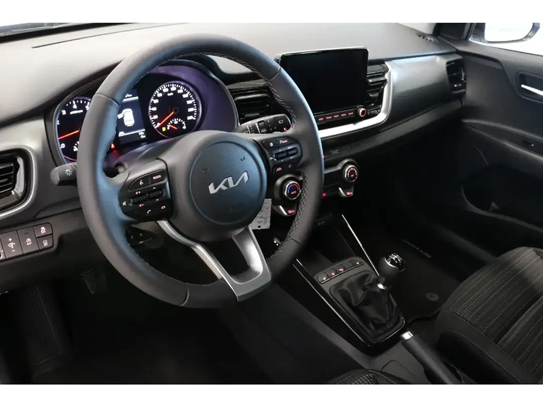 Kia Stonic - Thumbnail 13