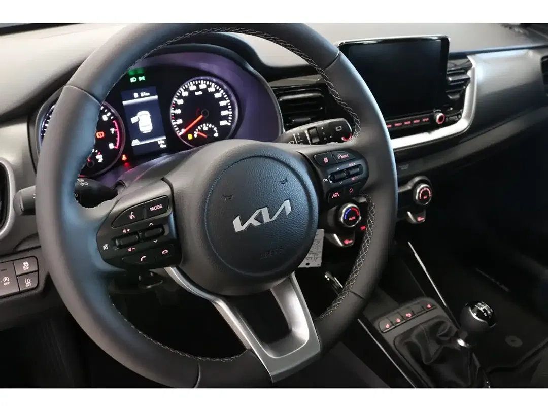 Kia Stonic - Thumbnail 14