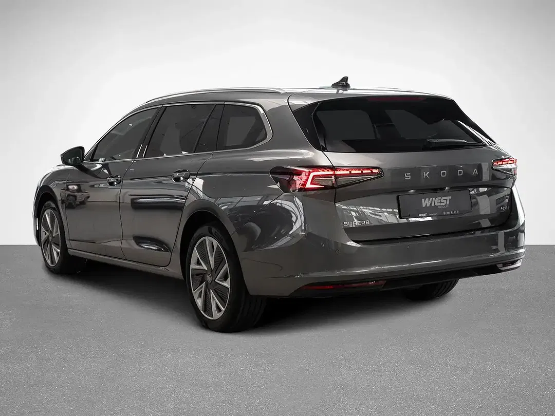 Skoda Superb - Thumbnail 4
